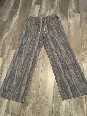 FashioNova Adorable wide leg jeans xl thumbnail 5