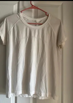 White Lululemon Swiftly Short Sleeve thumbnail 1