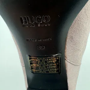 Hugo Boss Italian Suede Leather Crochet Lavender Pull On Designer Boots EU39 thumbnail 6