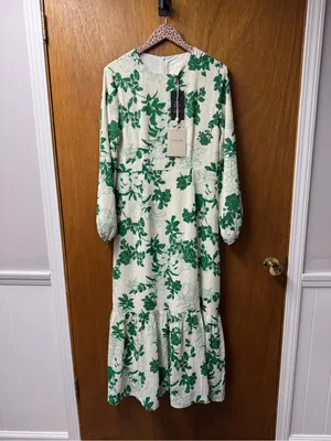 Veiled Collection Dalia Floral Tiered Maxi Dress Long Sleeve Green Large NEW NWT thumbnail 16