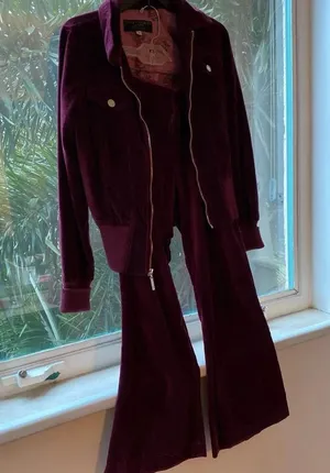 Vintage Juicy Couture Velour Tracksuit 2-piece set thumbnail 13