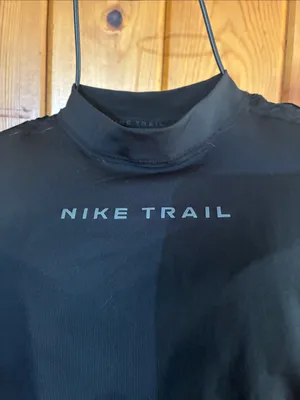 Nike Black Women's Trail Long-Sleeve Crew Top dri fit XS workout top thumbnail 3