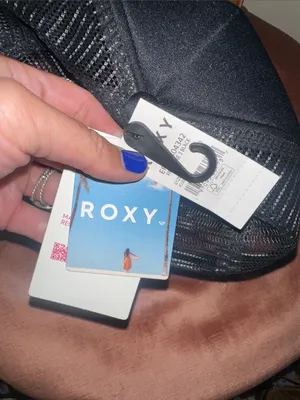 NWT Roxy Finishline 3 Trucker Cap- Black thumbnail 8