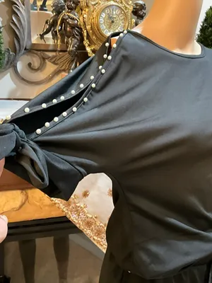 Black Pearl-Embellished knotted cuff T-Shirt & Elastic Waist Short L thumbnail 4