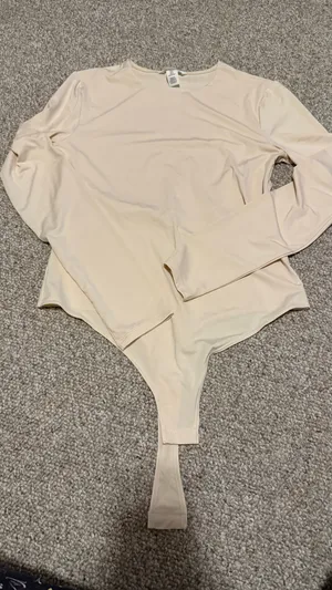 H&M Bodysuit thumbnail 1