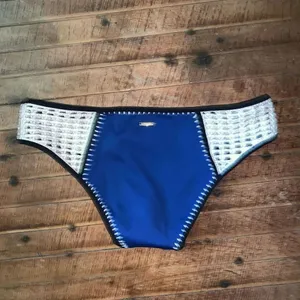 Victoria’s Secret electric blue crochet S bikini bottoms thumbnail 4