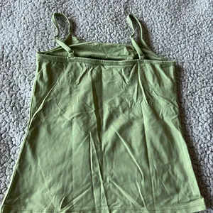 Green Women's Camisole Top Size XS thumbnail 3
