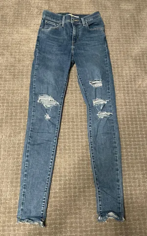 Levi's skinny jeans thumbnail 1