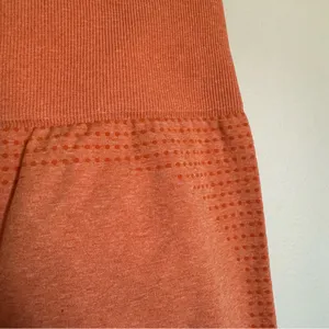 Gymshark Women's Vital Seamless 2.0 Shorts High Waist Apricot Orange Marl Size S thumbnail 4