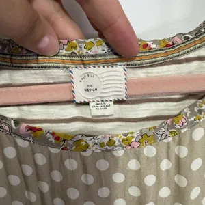 Postmark Anthropologie Mixed Print T-shirt Size M Beige Ivory Polka Dot Stripe thumbnail 4
