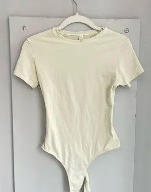 SKIMS Bone Cotton TShirt Bodysuit S thumbnail 4