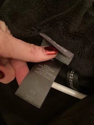 Women’s winter coat FLAWED thumbnail 7