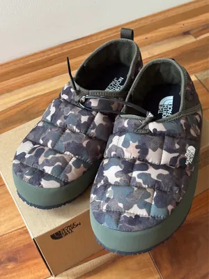 NEW The North Face Thermoball Traction Mule II – Youth 7 / Fits Women’s 8–8.5 thumbnail 1