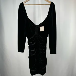 NWT Zara Long Sleeve‎ Lace Up Velvet Mini Dress in Black Size Large thumbnail 10
