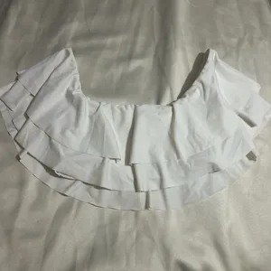 White Off Shoulder Ruffle Swim Top Romantic Style Size L thumbnail 3