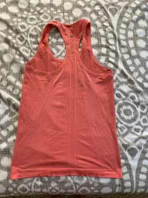 Lululemon Swiftly Tech Tank Size 6 thumbnail 4