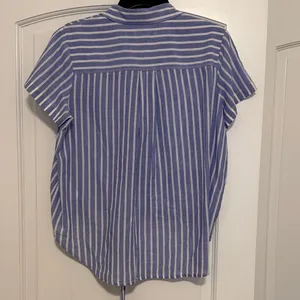 Banana Republic Blue and White Striped Blouse thumbnail 4