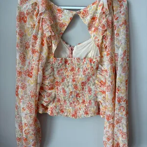 Free People Mabel Printed Blouse NWT Size Medium Floral Long Sleeve thumbnail 7