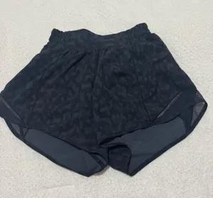 lululemon hotty hot shorts  thumbnail 1