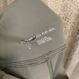 Aerie Chill Play Move Olive Green leggings, L‎ thumbnail 4