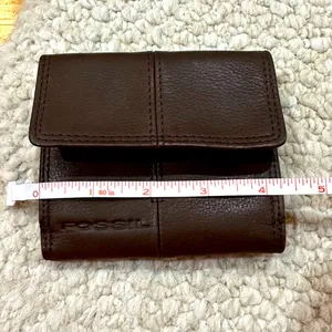 FOSSIL Classic Dark Brown Leather Wallet NWOT thumbnail 9
