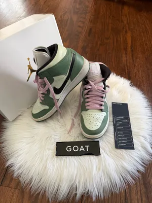 Jordan Nike Air 1 Mid Sneakers Dutch green thumbnail 1
