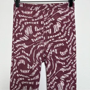 SKIMS Women Mesh Leggings S Maroon All Over Logo Print‎ Slim Fit Loungewear thumbnail 2