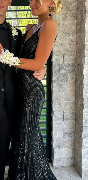 Prom Dress Jovani Black  thumbnail 2