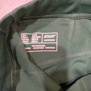 Set‎ NWOT New Balance womens Black and Green Active Leggings thumbnail 8