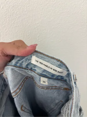 Aritzia denim forum the 90s Marlo high rise baggy jeans thumbnail 3