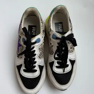 Golden Goose Running Sole Women’s 35 USA 5 Natural Snake Python Purple Sneaker thumbnail 5