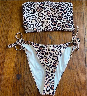 Forever 21 bathing suit thumbnail 1