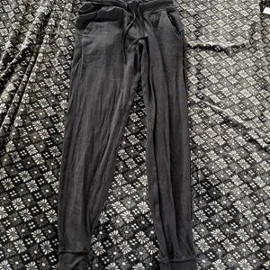 Lululemon Align Joggers 28” thumbnail 8