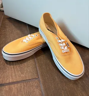 Yellow Vans thumbnail 1