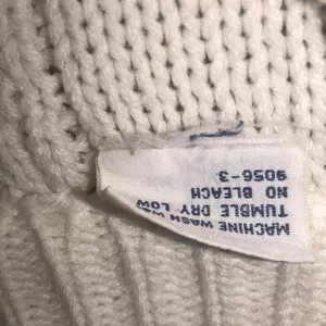 Vintage thick knit cozy sweater size 44/large with pockets thumbnail 4