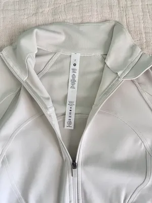 Lululemon Define Cropped Jacket thumbnail 5