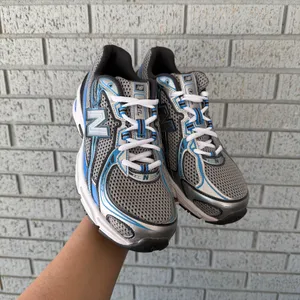 New Balance 740 Shoes Unisex Womens Size 9 Mens Size 7.5 thumbnail 4