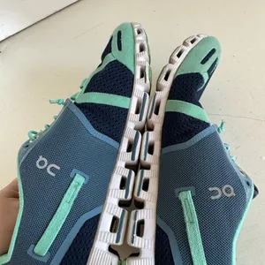 On Cloud‎ women’s mint teal blue running shoes size 7 thumbnail 8