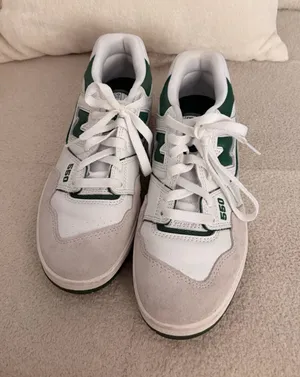 New Balance 550 Sneakers thumbnail 1