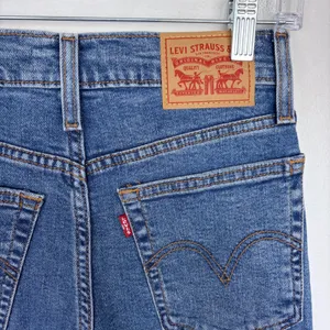 Levi's Wedgie‎ Straight Jeans Medium Wash High Rise Casual Classic Basic Size 24 thumbnail 9