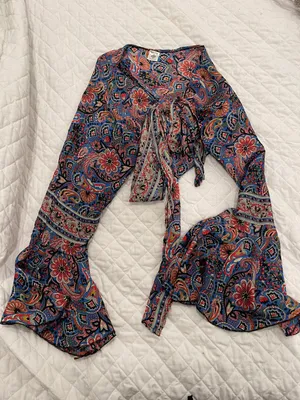 Boutique Silk Top Multiple thumbnail 1