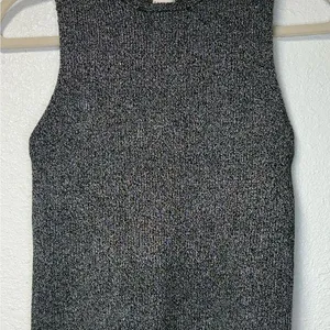 A New Day Silver Sleeveless Crop Top thumbnail 1