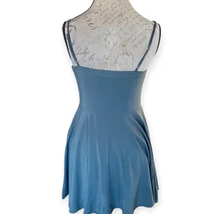 Talula Dress Aritzia Sz 6 Sleeveless thumbnail 3