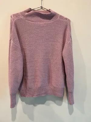 sweater thumbnail 2