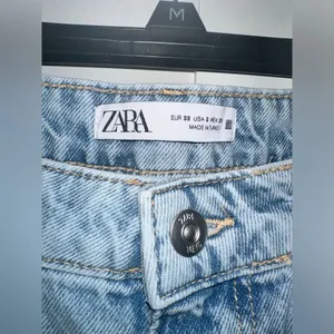 NWT ZARA high waist wide legs distressed seams 💙 thumbnail 6