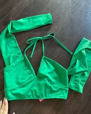 Edikted Crop Top thumbnail 2