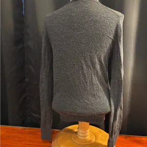 Uniqlo Dark‎ Gray Blazer with Embroidered Crest thumbnail 3