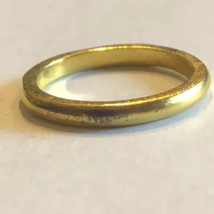 Size 5.75 Classic Gold Tone Band Ring thumbnail 3