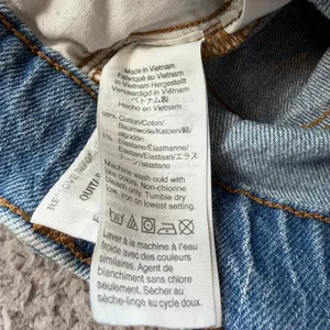 Madewell The Perfect Crop Jeans Light Wash Distressed Raw Hem Size 24 thumbnail 9