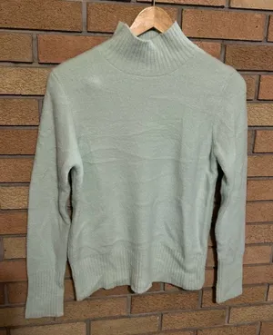 NWT Philosophy Light Green Knit Fuzzy Soft Turtleneck Sweater Women’s Size M thumbnail 1